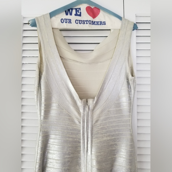 Herve Leger Sophia Gown - Perfect Condition - Picture 4 of 6